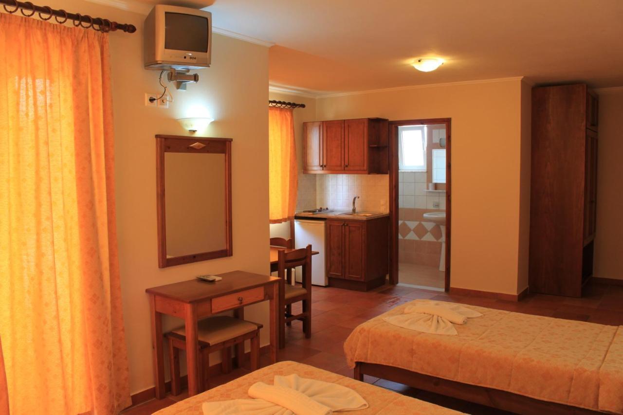 Panos Beach Hotel Platanés Szoba fotó